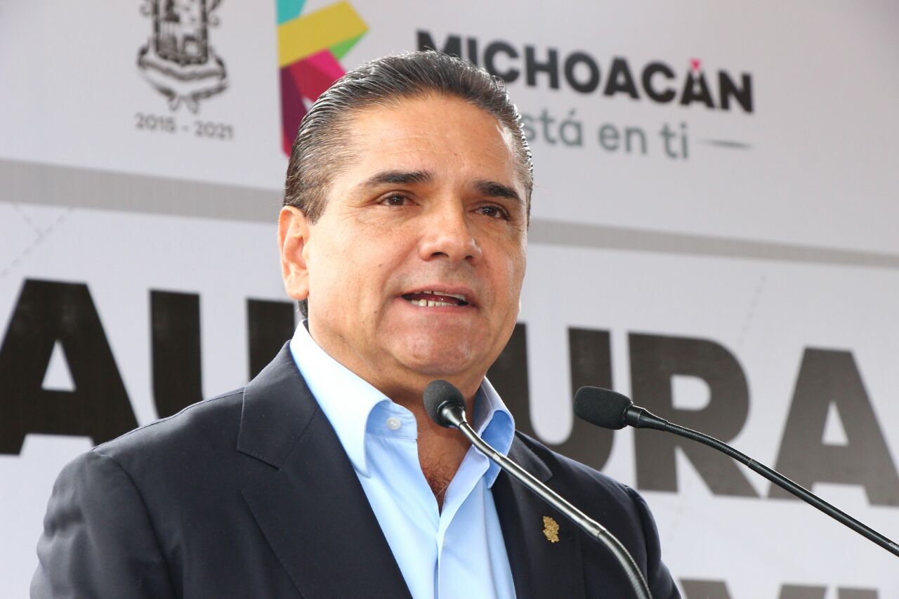 Publiko5 escándalos del Gobernador de Michoacán de los que no puede ...